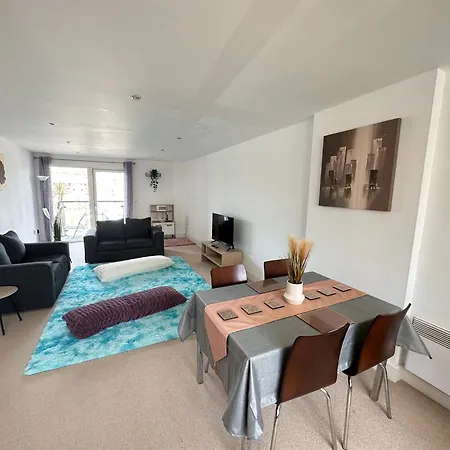 Water Front Apt Walk To The Beach & City Centre Swansea Exterior foto